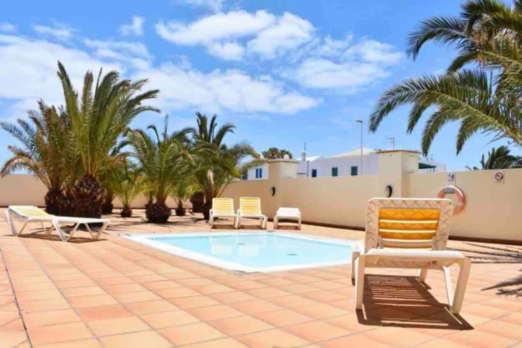 ティアスRiviera Park 7A - Air Con- Wi-Fi- Uk Channels- 5 Minutes Walking From The Seaアパートメント エクステリア 写真